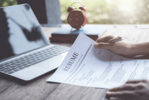 DNI en resumen curricular